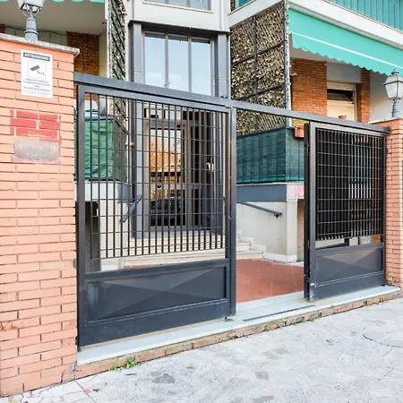 Squadroni Panoramic Attic With Parkview Appartamento La Spezia
