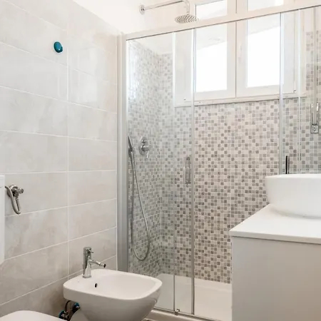 Appartamento Squadroni Panoramic Attic With Parkview La Spezia
